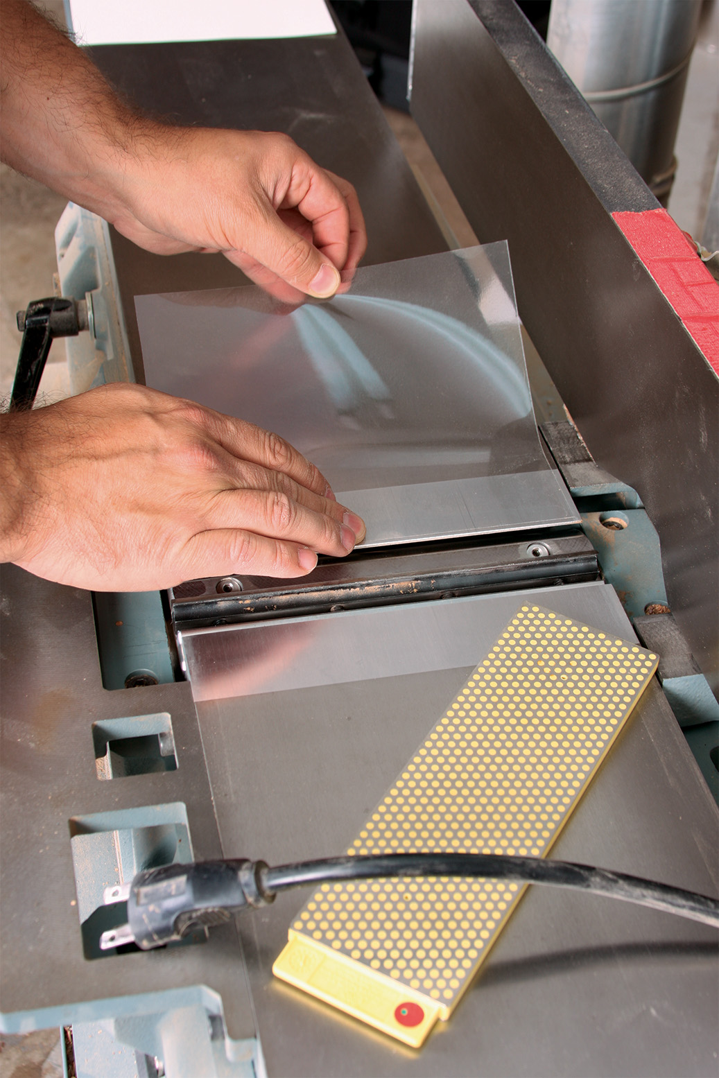 Sharpen Jointer Knives in Place FineWoodworking