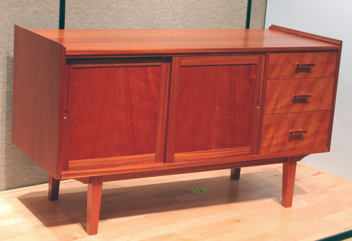 Fww Award Goes To Young San Diego Woodworker Finewoodworking