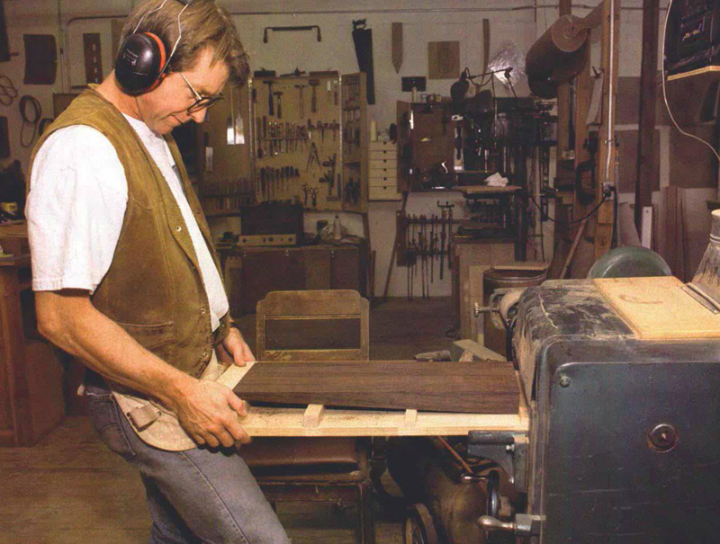 6 Techniques for Cutting Tapered Legs FineWoodworking