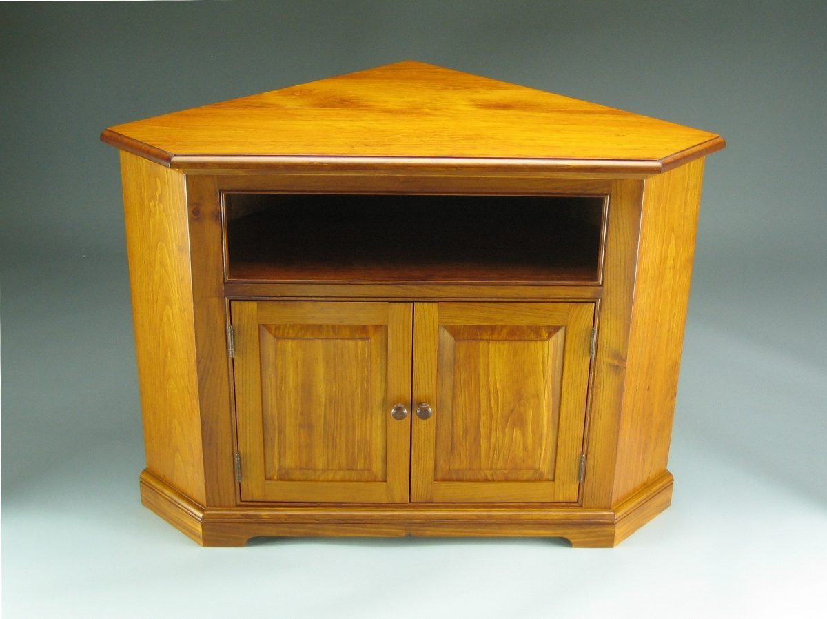 Pine Corner TV Stand FineWoodworking