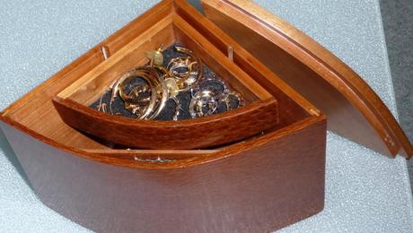 Corner Box - FineWoodworking