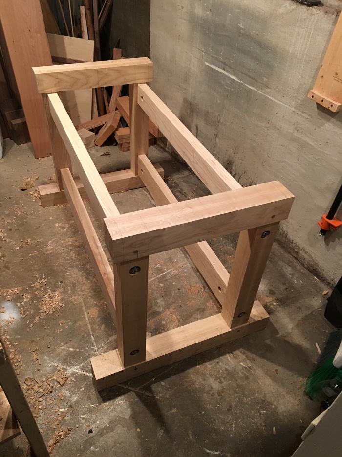 Solid ash workbench - FineWoodworking