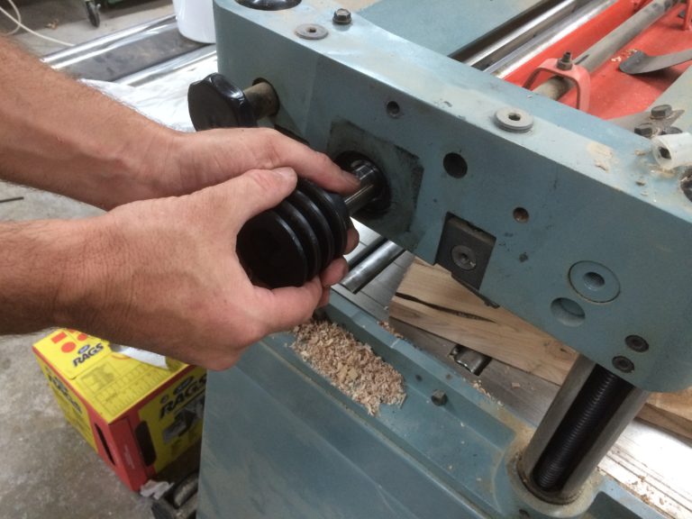 Upgrading a Planer With a Segmented Cutterhead, Part 1 FineWoodworking