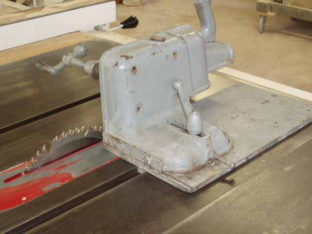 Delta Tenoning Jig, 34-172 - FineWoodworking
