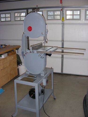 Restored 1936 Delta Bandsaw 
