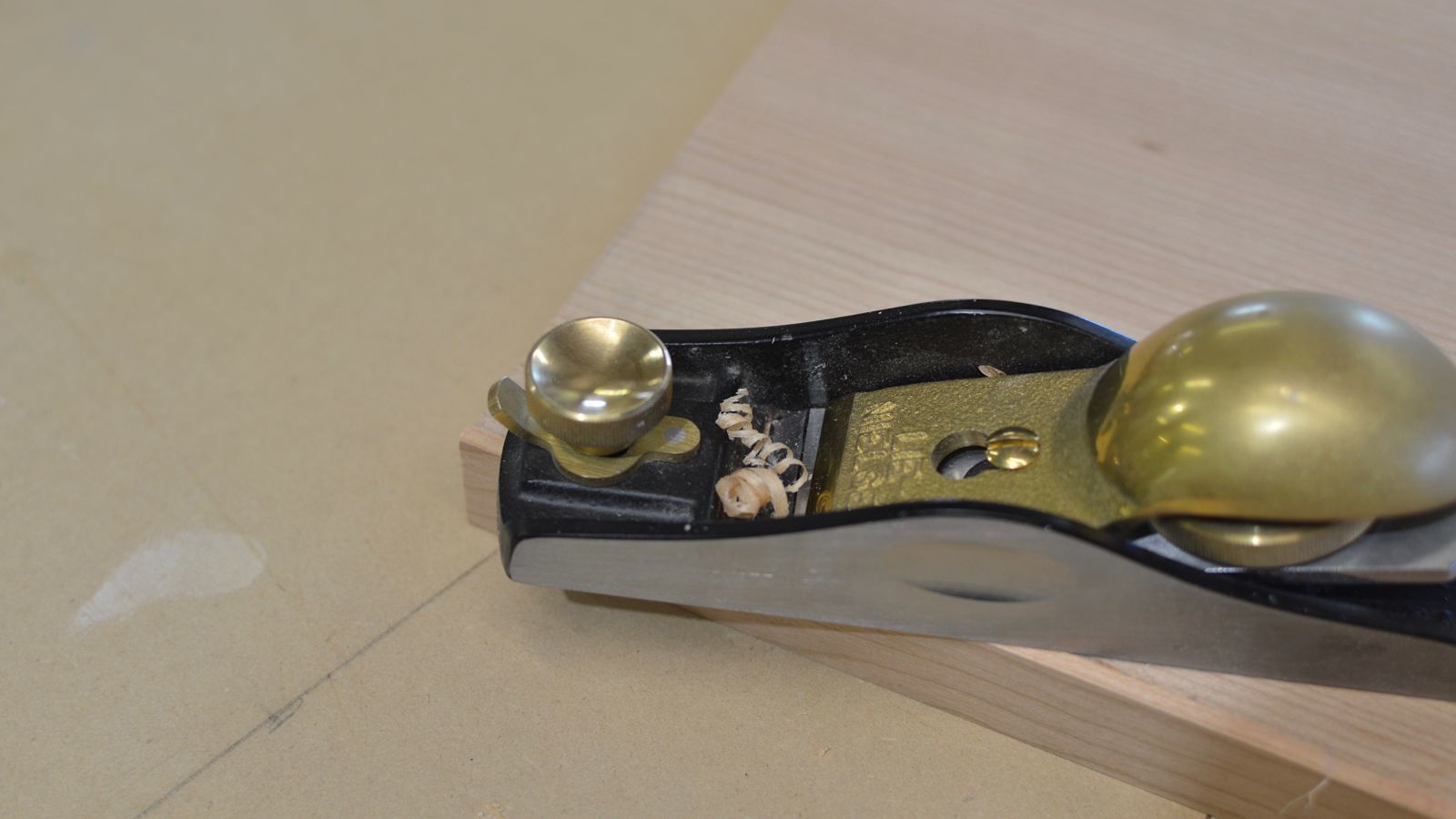 Shopmade clamps make edge banding easy FineWoodworking