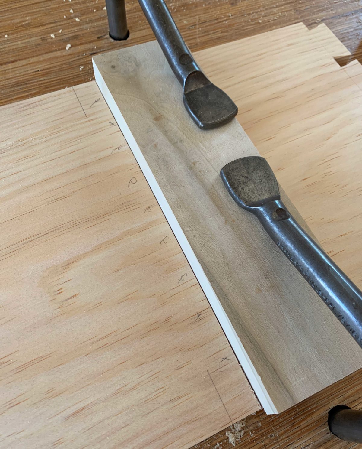 An (almost) foolproof method for handcut dadoes FineWoodworking