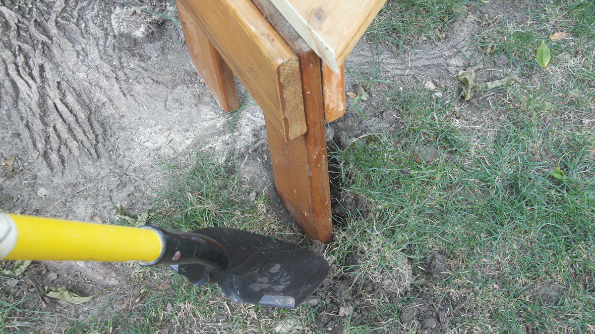 Build a Bench Around a Tree FineWoodworking
