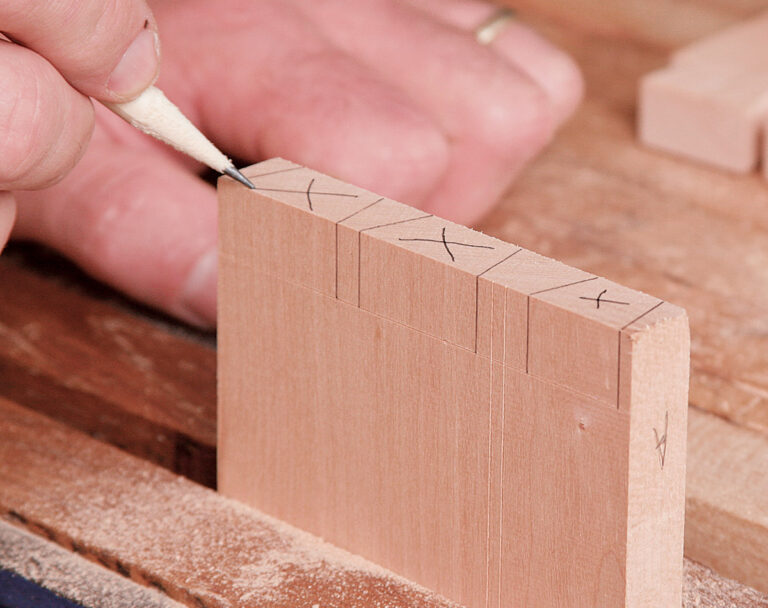 How to Lay Out and Cut Dovetails for a Box FineWoodworking