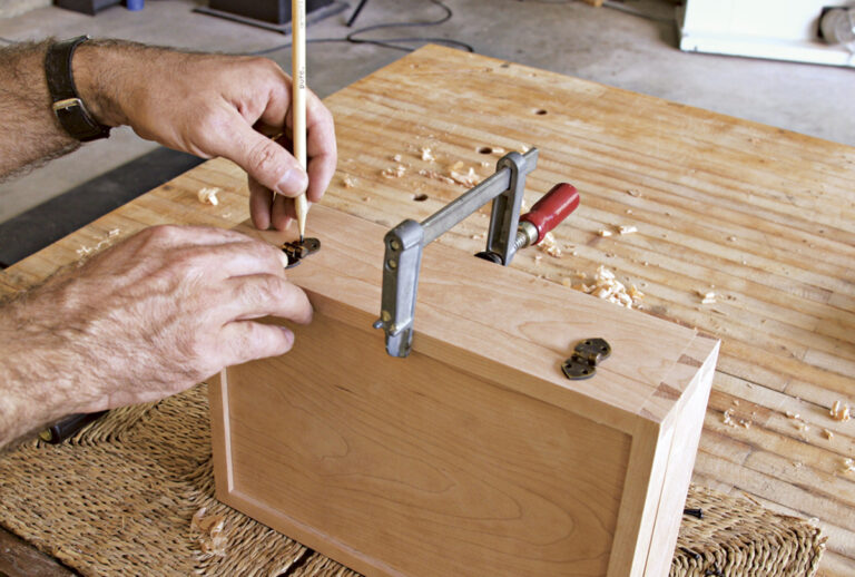 How to Assemble a Dovetailed Box FineWoodworking