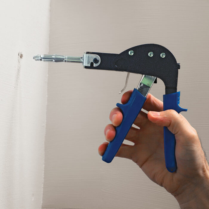 Choosing the right wall anchors FineWoodworking