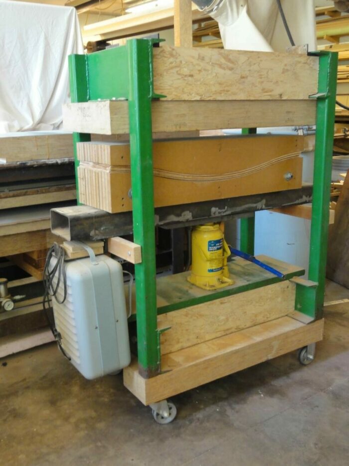 Can you advise on building a single screw veneer press? FineWoodworking