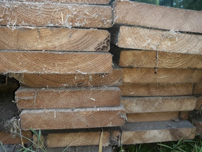 Cedar or Pressure treated Pine? FineWoodworking