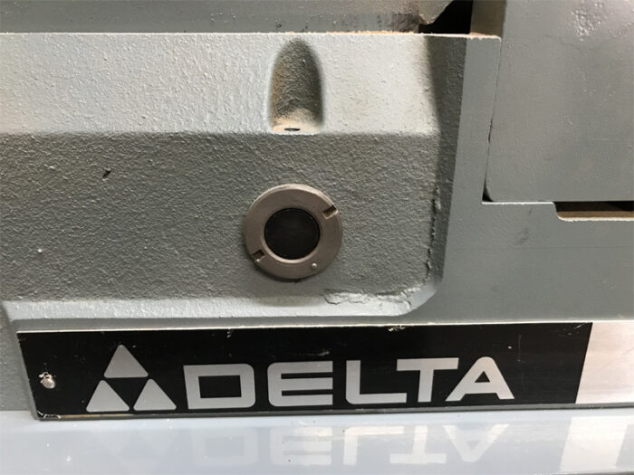 Tool for infeed and outfeed table coplaner adjustment on a Delta DJ20 jointer FineWoodworking