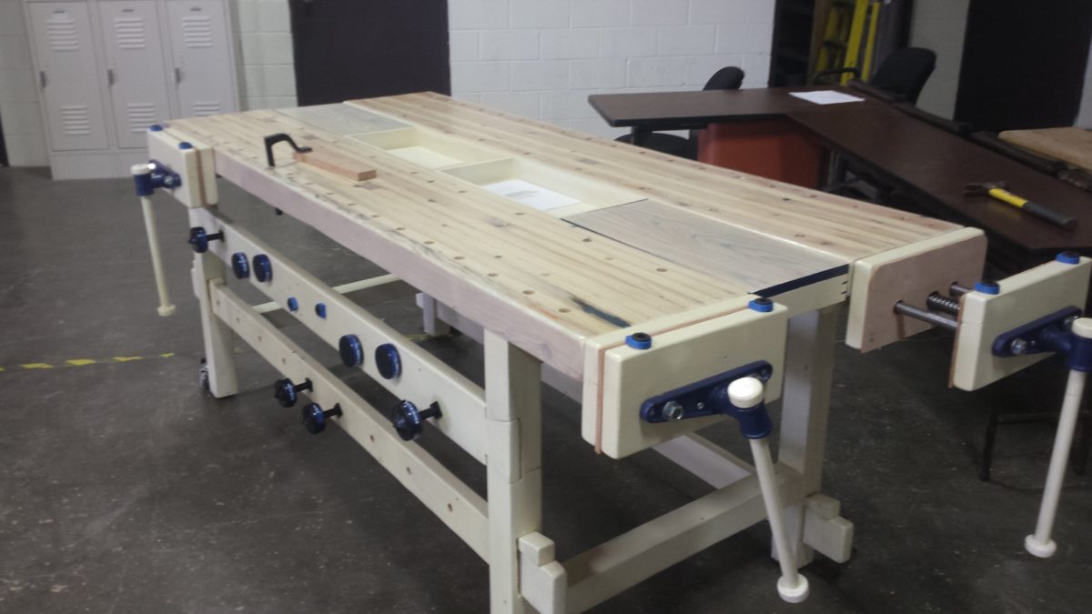 Split Roubo Workbench FineWoodworking