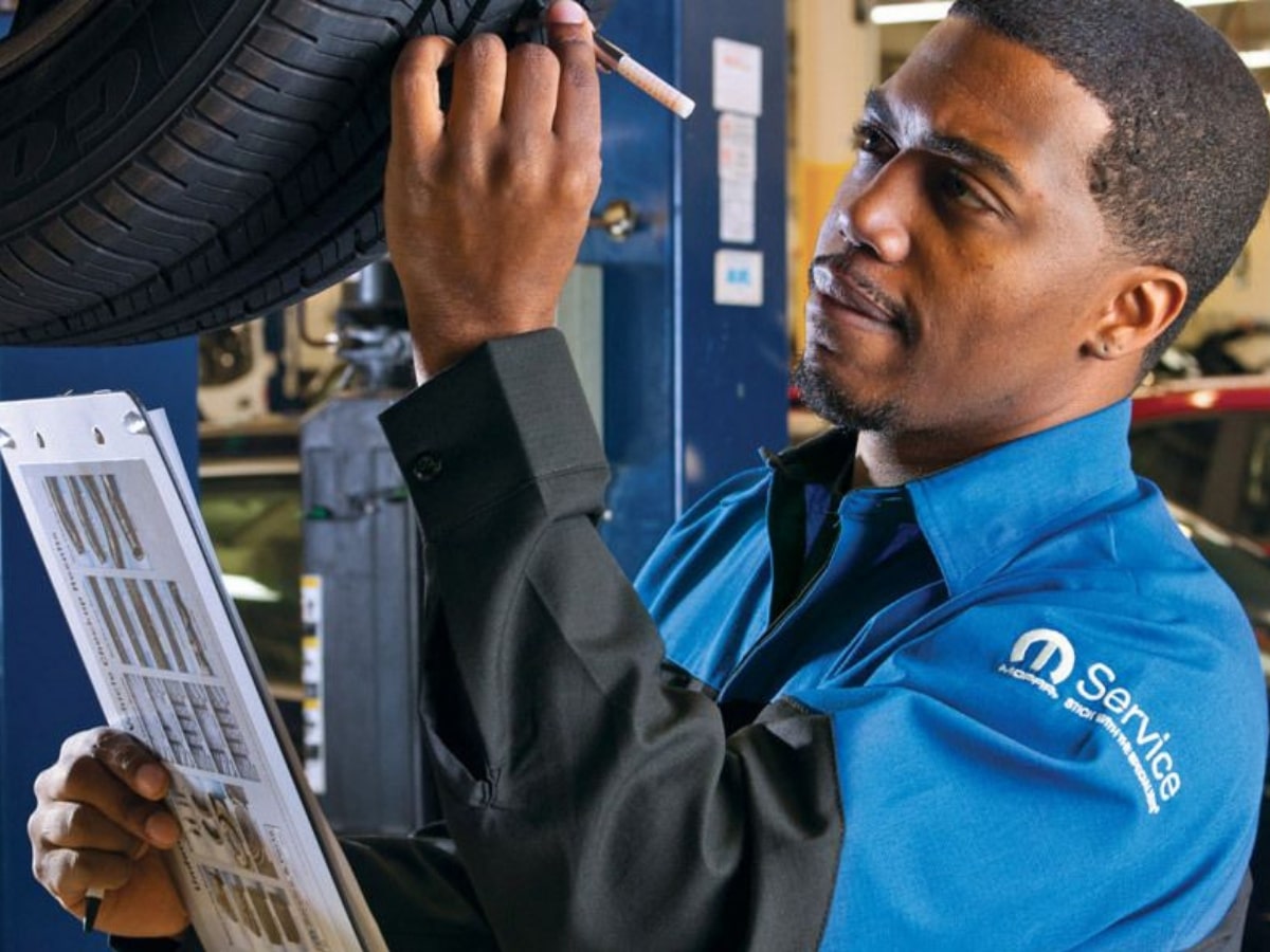 Tire Rotation Service Feldman CDJR Woodhaven, MI Tire Rotation Service Feldman CDJR Woodhaven, MI