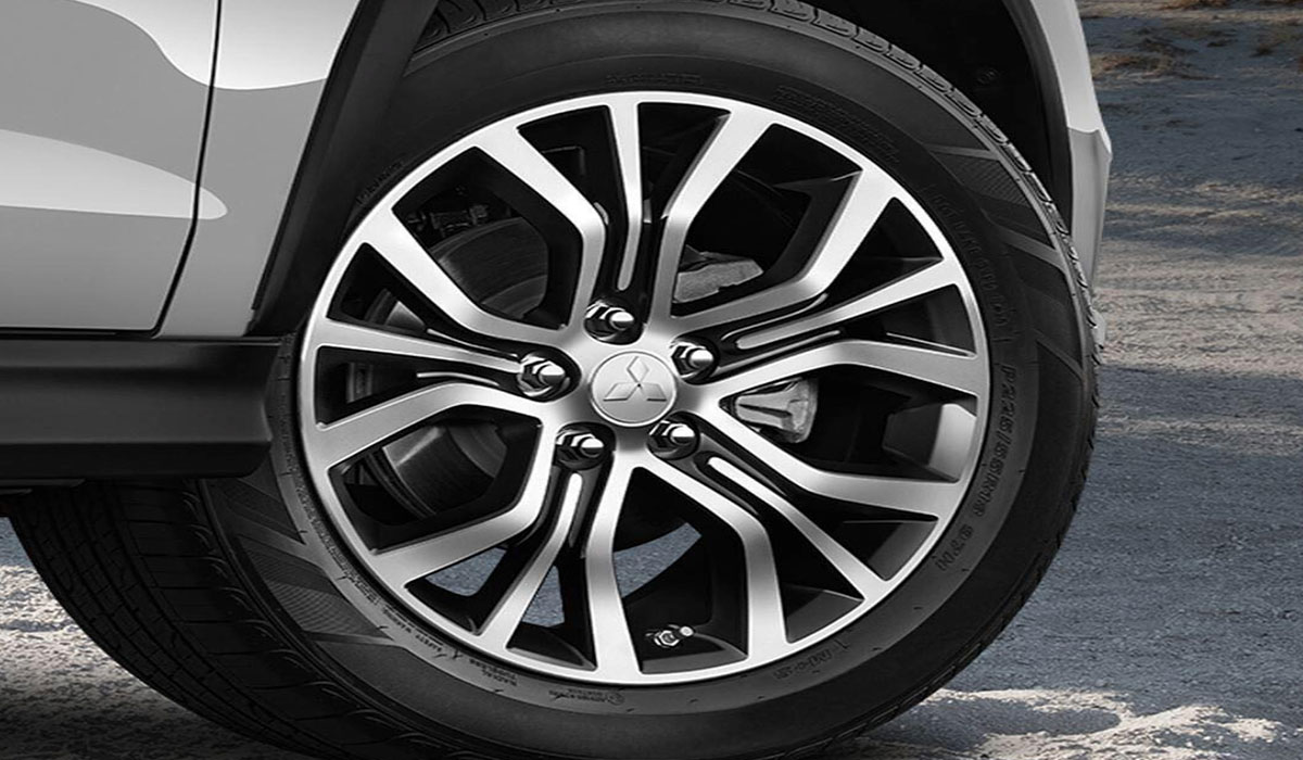 Choosing The Right Tires Sioux Falls, SD Vern Eide Mitsubishi