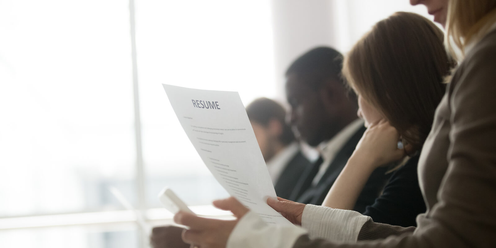 24 words to show leadership on a resume