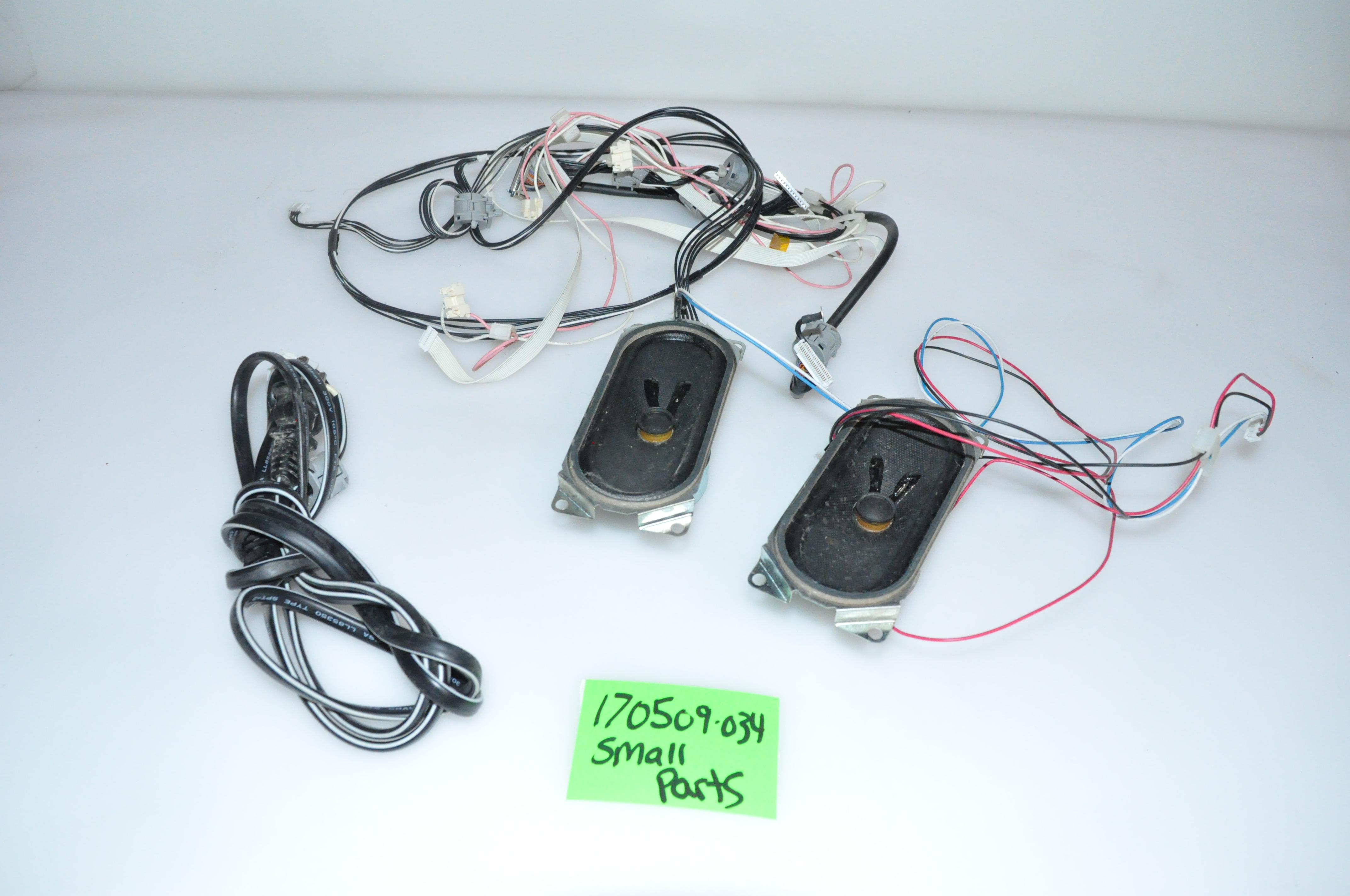 SANYO DP46848 Small Parts Repair Kit SPEAKERS;POWER CORD;LVDS CABLE eBay