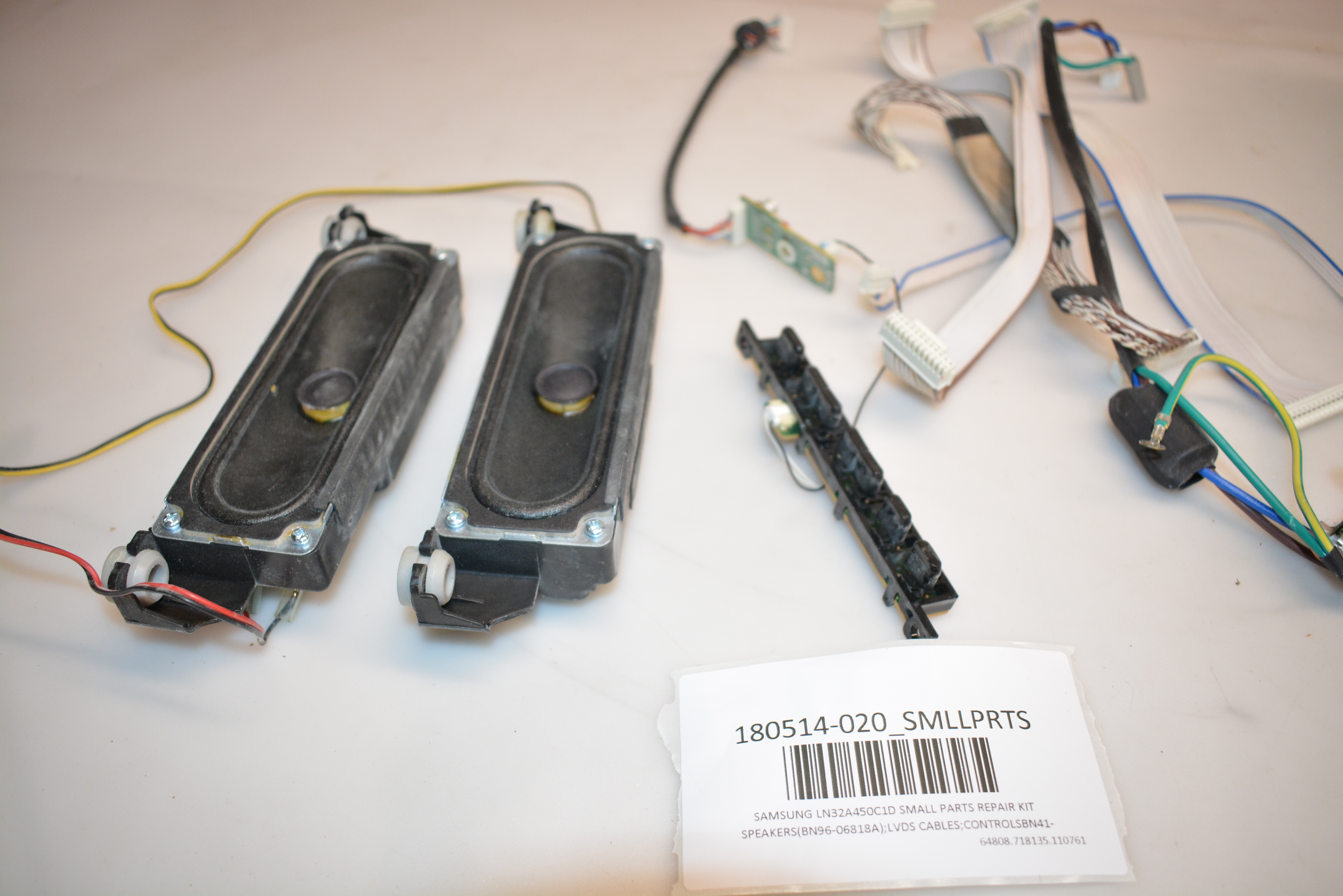 SAMSUNG LN32A450C1D SMALL PARTS REPAIR KIT SPEAKERS(BN9606818A);LVDS