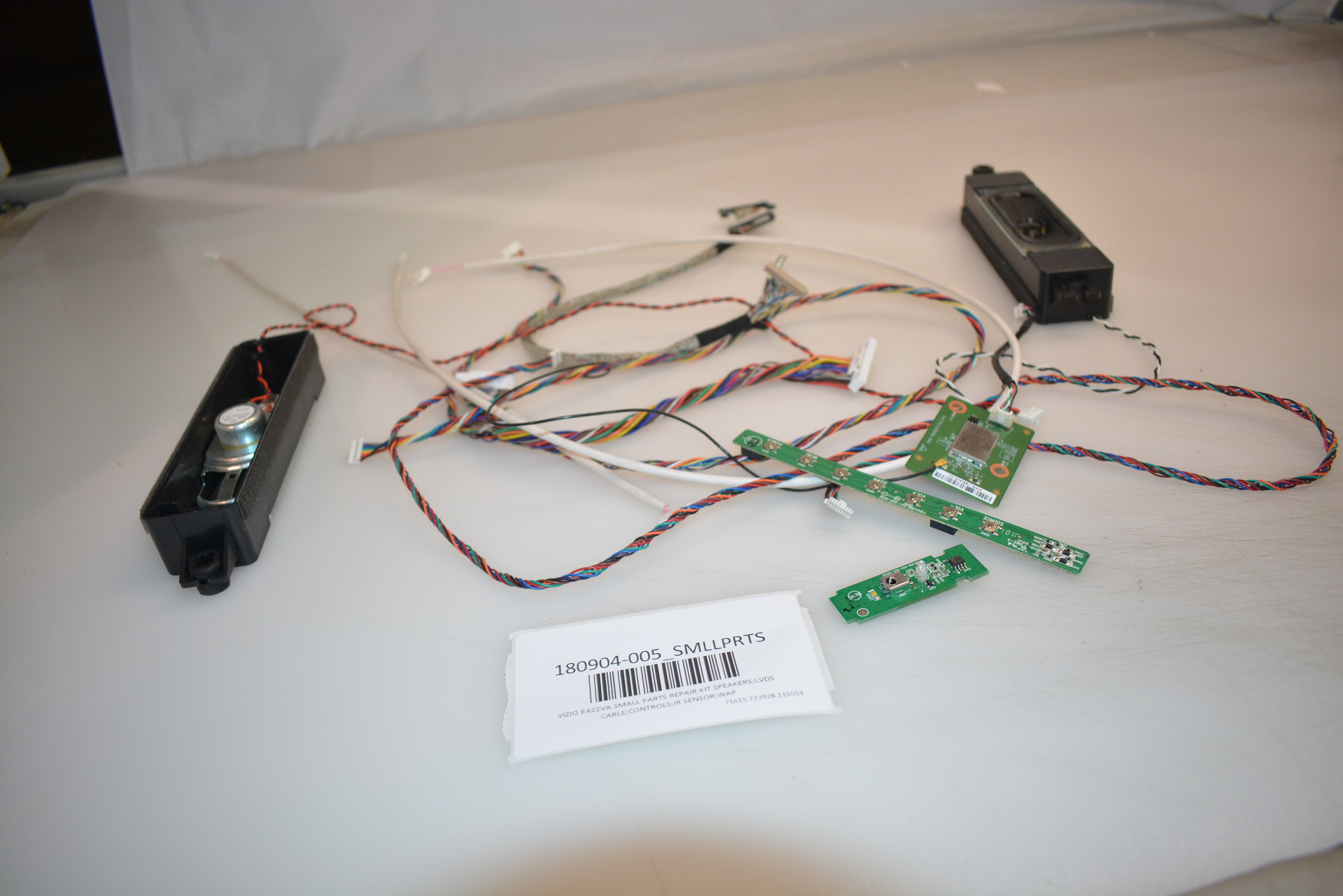 VIZIO E422VA SMALL PARTS REPAIR KIT SPEAKERS;LVDS CABLE;CONTROLS;IR