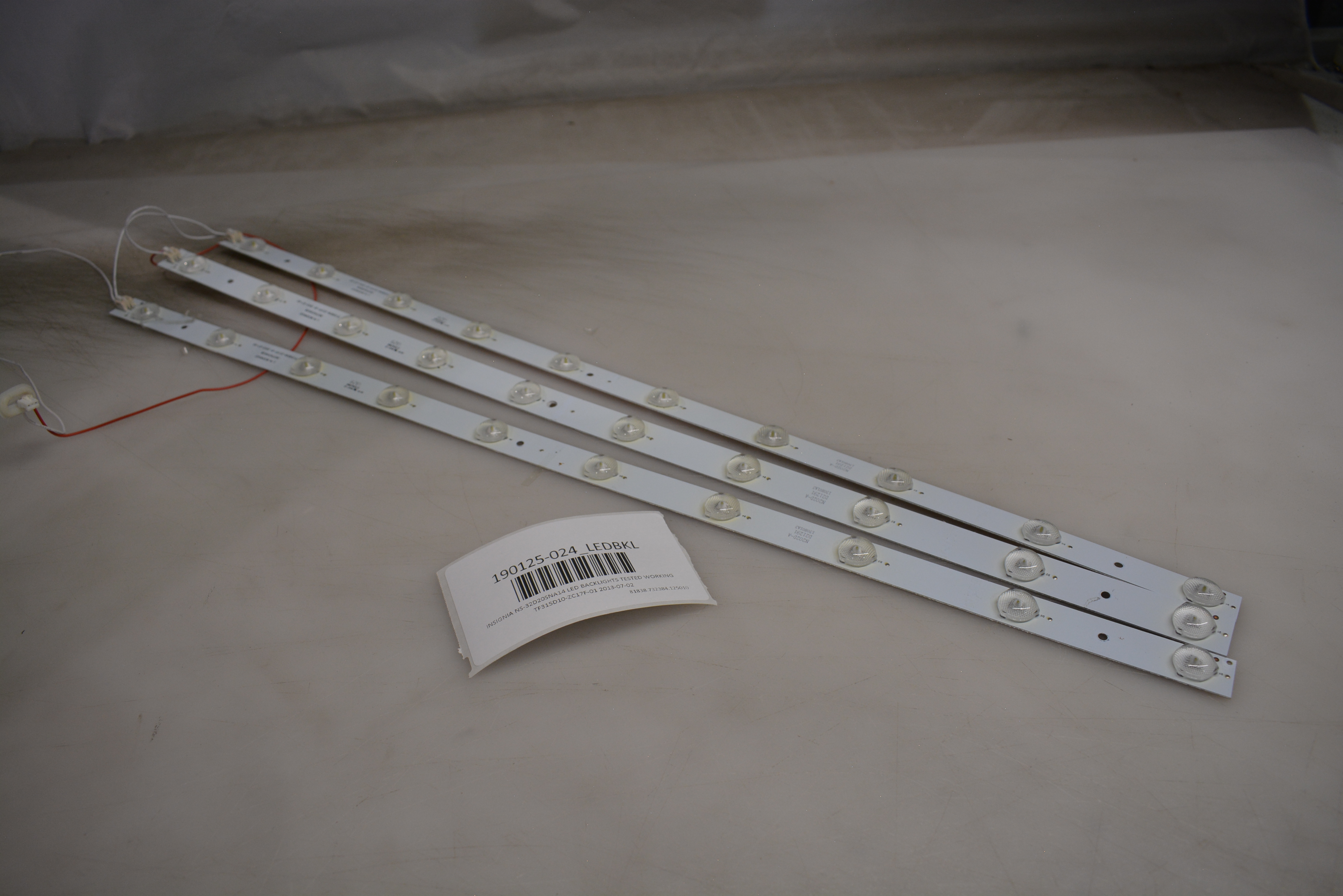 INSIGNIA NS32D20SNA14 LED BACKLIGHTS TESTED WORKING TF315D10ZC17F01