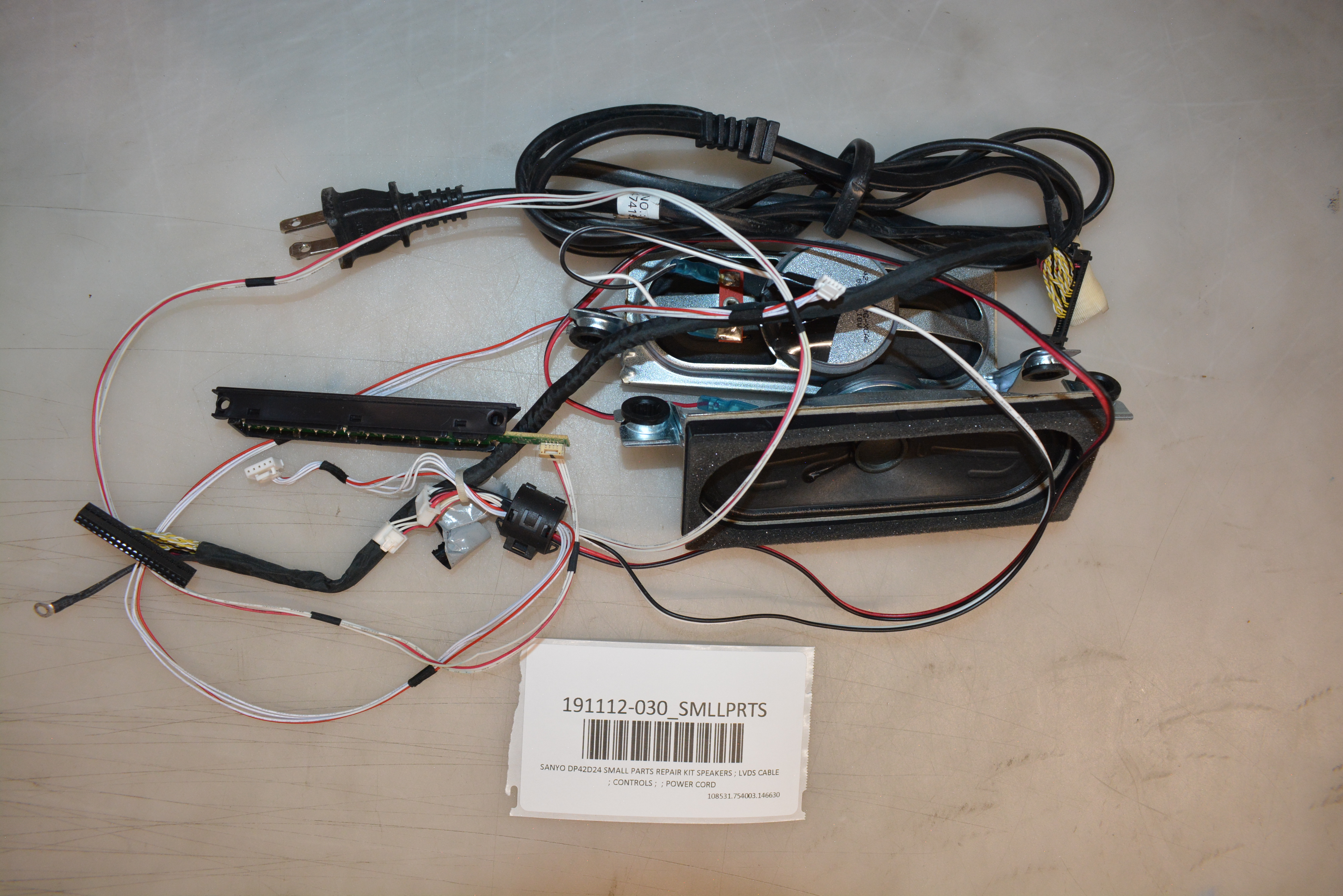 SANYO DP42D24 SMALL Parts Repair Kit Speakers ; Lvds Cable ; Controls