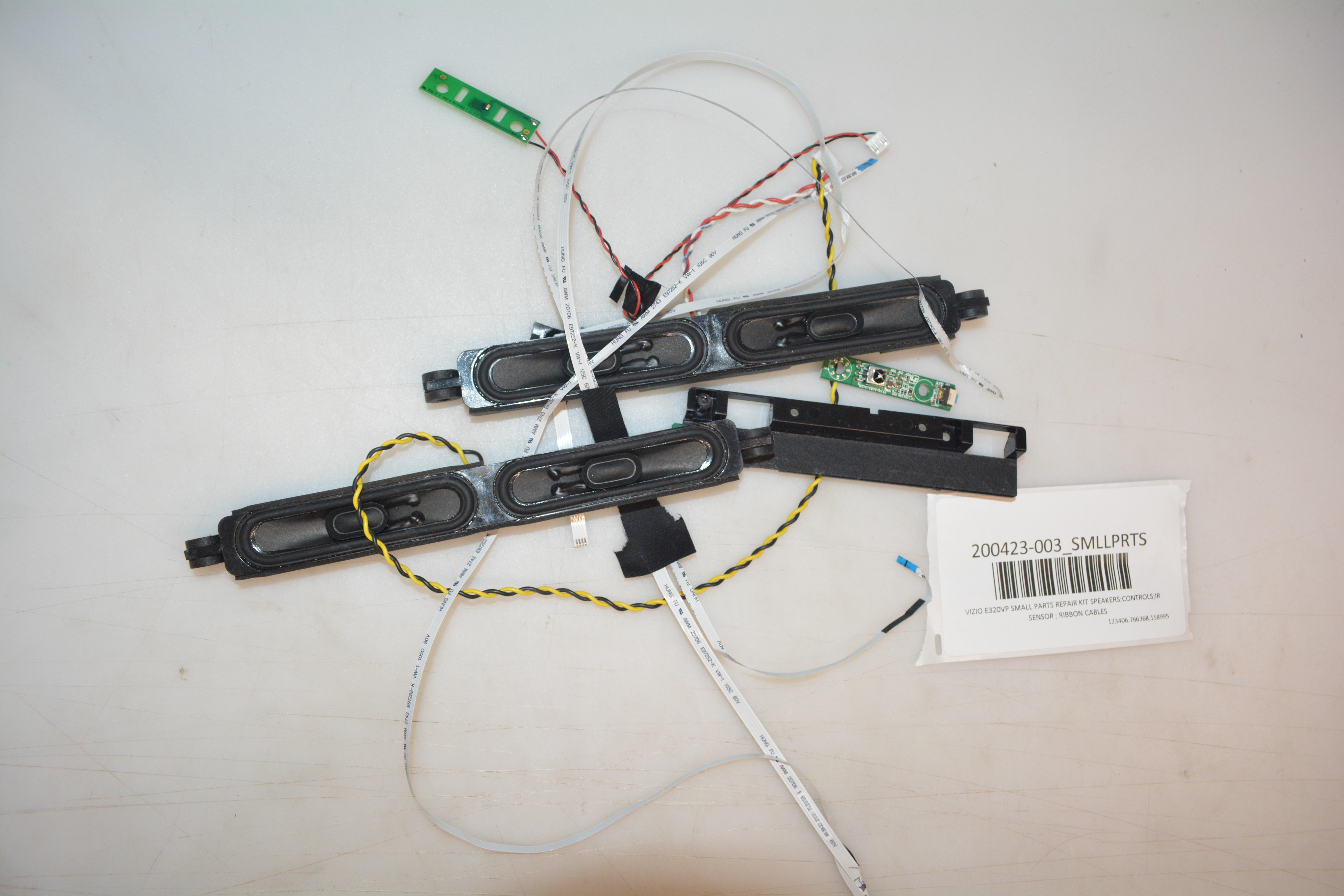 VIZIO E320VP SMALL PARTS REPAIR KIT SPEAKERS;CONTROLS;IR SENSOR