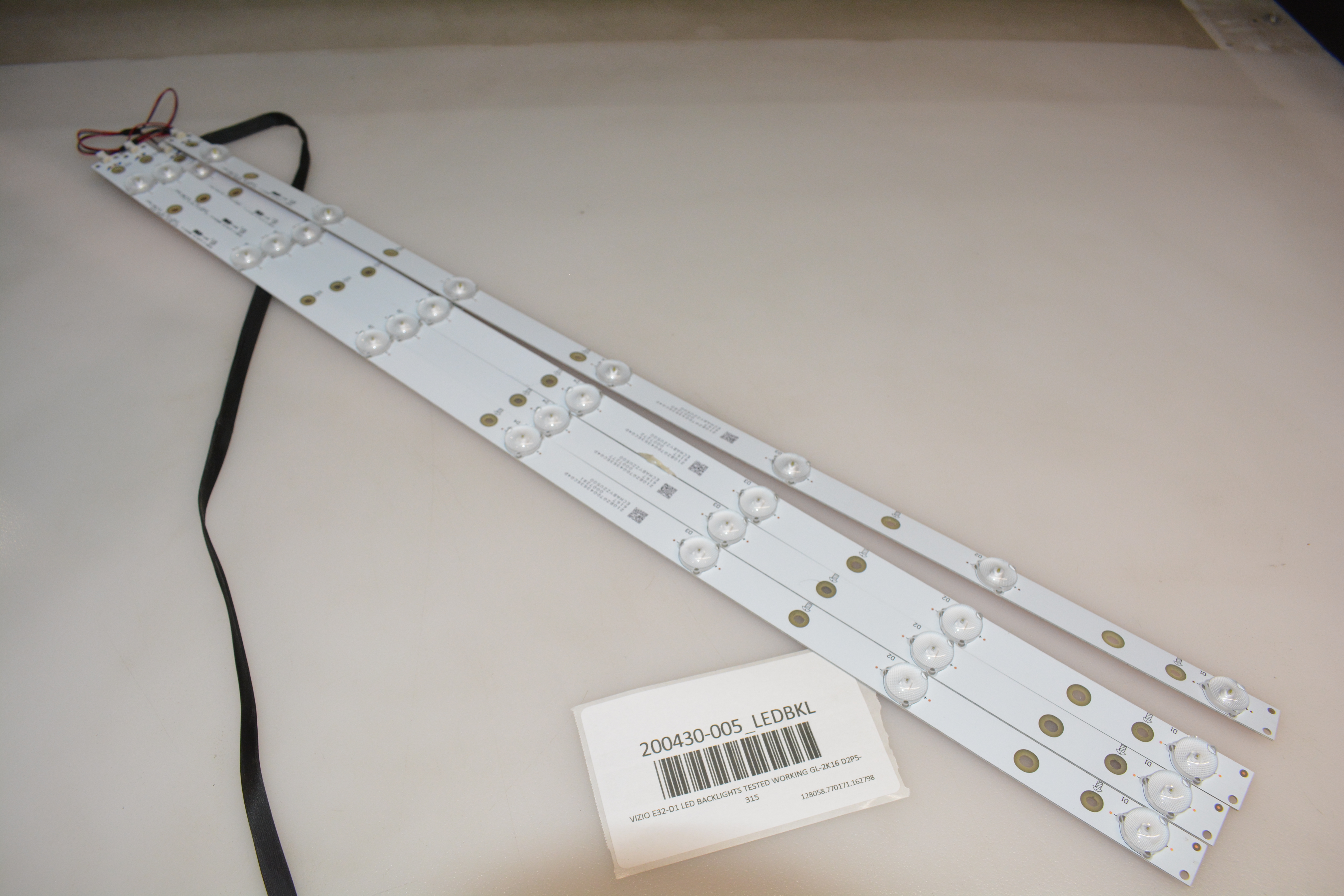 VIZIO E32D1 LED BACKLIGHTS TESTED WORKING GL2K16 D2P5315 eBay