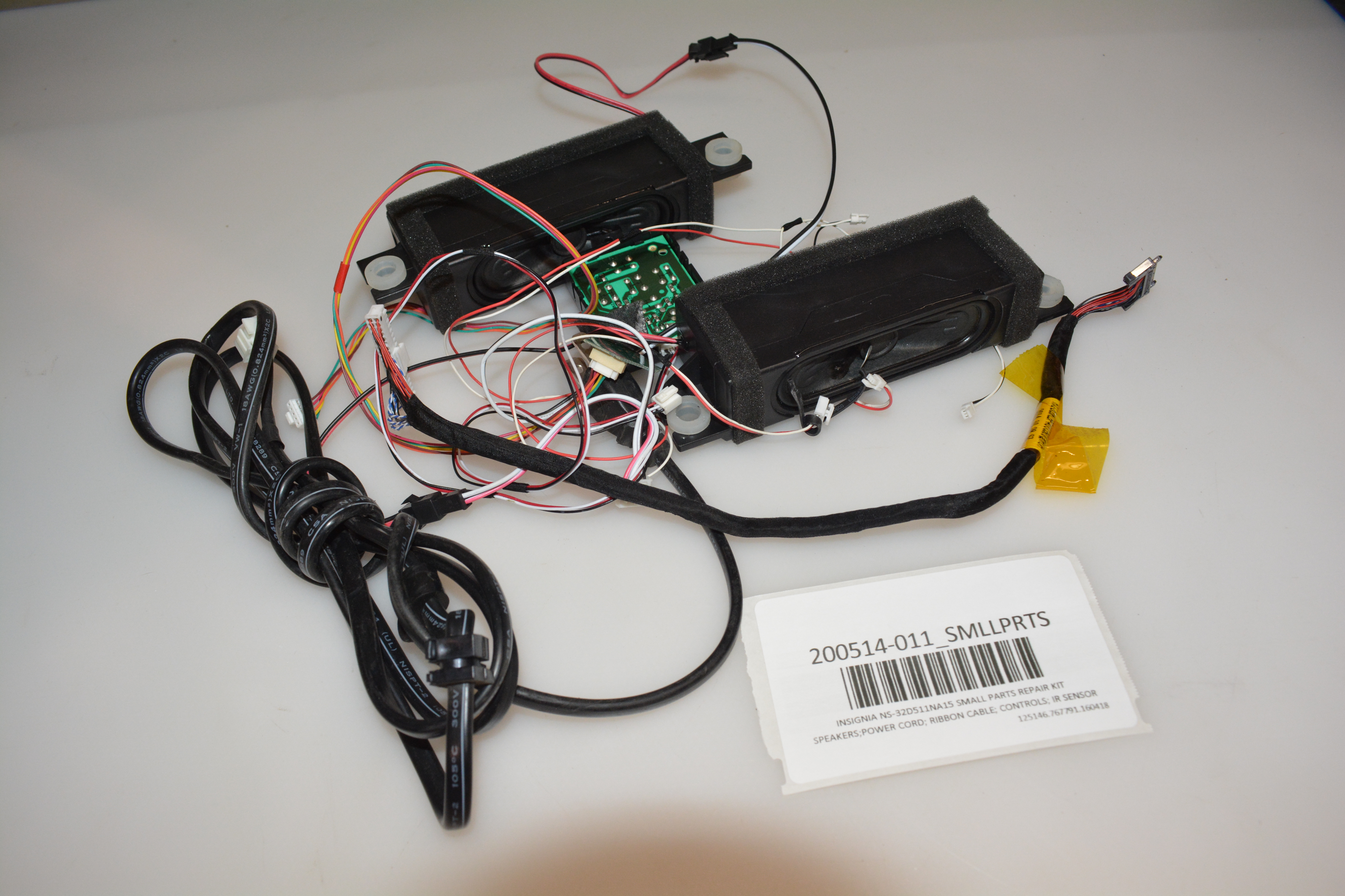 insignia 18 gauge speaker wire