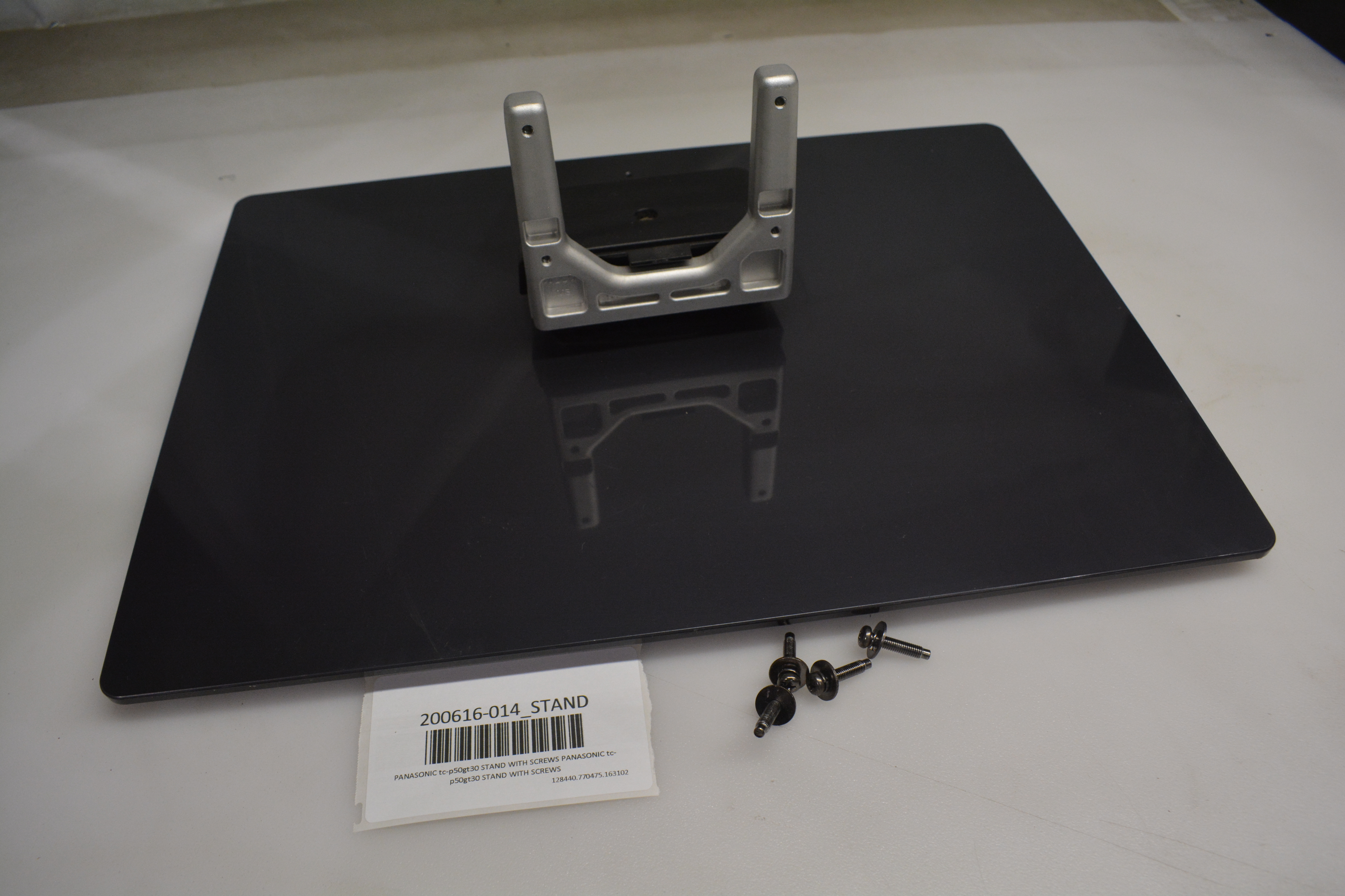 PANASONIC TCP50GT30 STAND WITH SCREWS PANASONIC TCP50GT30 STAND WITH