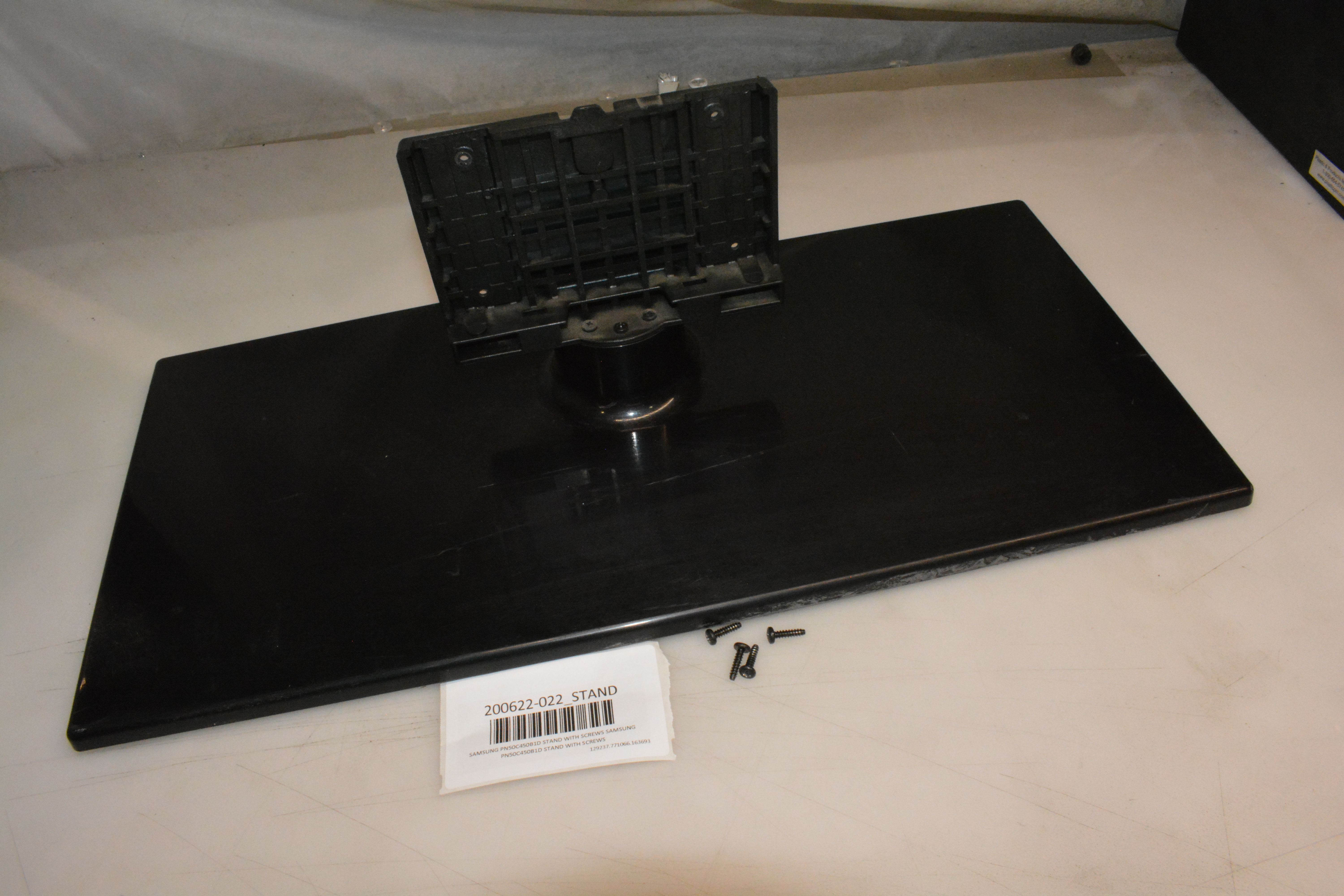 SAMSUNG PN50C450B1D STAND WITH SCREWS SAMSUNG PN50C450B1D STAND WITH