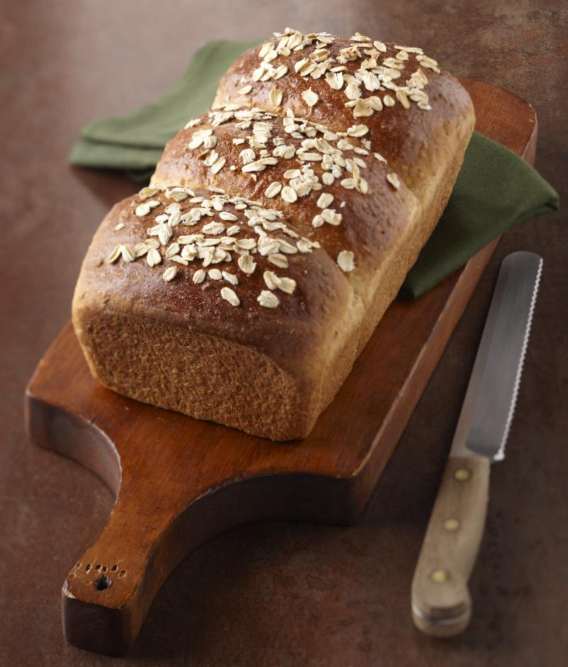 Cracked Wheat and Oat Bread