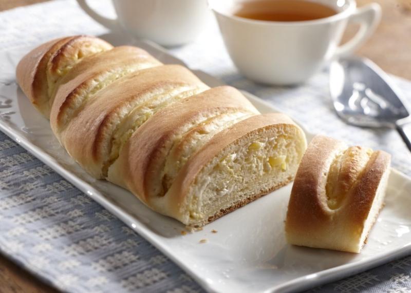 Pineapple Cream Cheese Bread