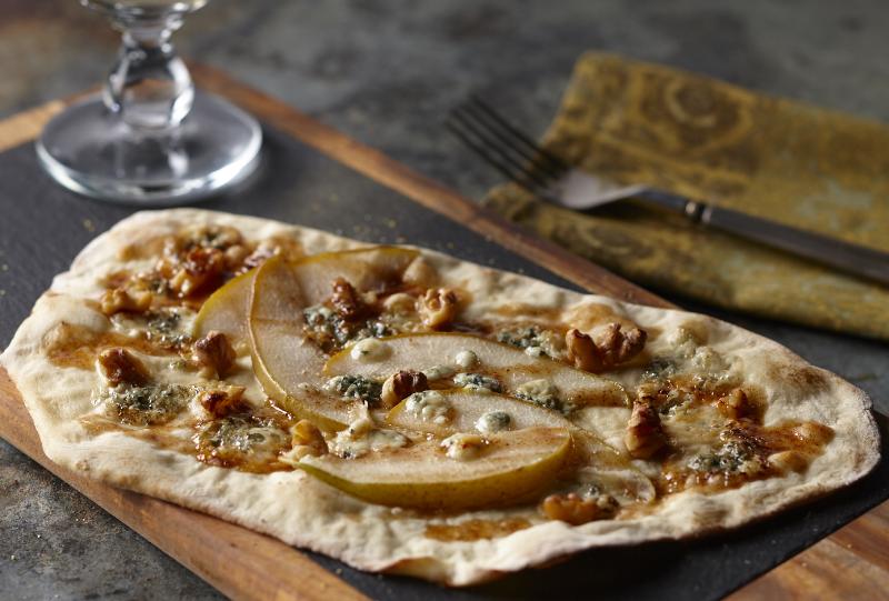 Spiced Pear and Blue Cheese Flat Bread Pizza
