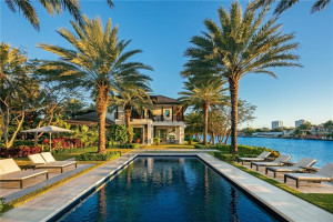 141 Bay Colony Drive, Fort Lauderdale, FL 33308