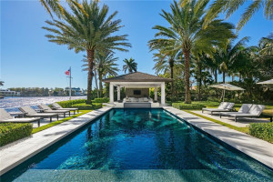 141 Bay Colony Drive, Fort Lauderdale, FL 33308