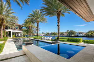 141 Bay Colony Drive, Fort Lauderdale, FL 33308