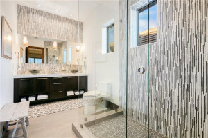 141 Bay Colony Drive, Fort Lauderdale, FL 33308