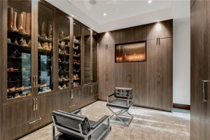 141 Bay Colony Drive, Fort Lauderdale, FL 33308