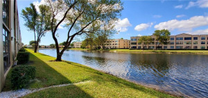 Photo for 7506 Ashmont Circle, 7506, Tamarac, FL 33321 - listing #FX-10268646 7506 Ashmont Circle, 7506, Tamarac, FL 33321