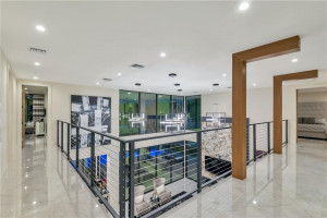 2 Fiesta Way, Fort Lauderdale, FL 33301