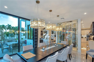 2 Fiesta Way, Fort Lauderdale, FL 33301