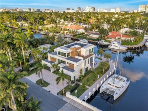 2 Fiesta Way, Fort Lauderdale, FL 33301