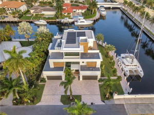 2 Fiesta Way, Fort Lauderdale, FL 33301