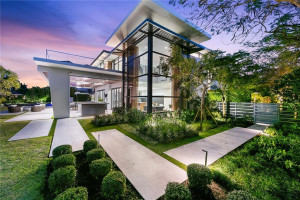 10691 Golden Eagle Court, Plantation, FL 33324