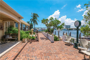 2500 Lucille Drive, Fort Lauderdale, FL 33316