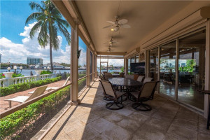 2500 Lucille Drive, Fort Lauderdale, FL 33316