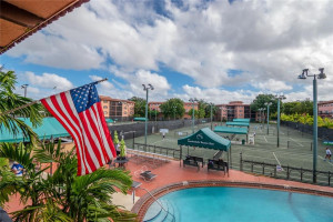 680 Tennis Club Drive, 111, Fort Lauderdale, FL 33311