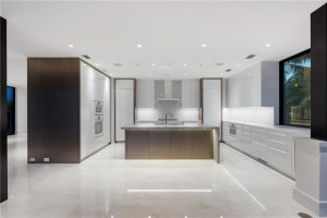 2400 N Atlantic Boulevard, Fort Lauderdale, FL 33305